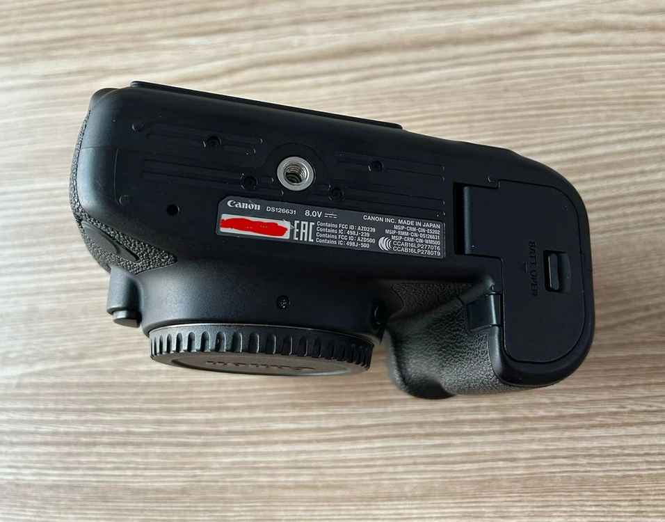 캐논 풀프레임 DSLR EOS 6D Mark2 (육두막) 바디 이미지