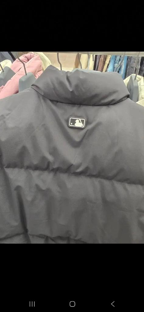 MLB 현재신상 베이직커브숏패딩 완전새상품 저렴히판매! 이미지