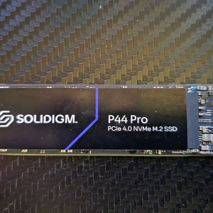 솔리다임 p44 pro M.2 NVMe SSD 2TB 팝니다 이미지