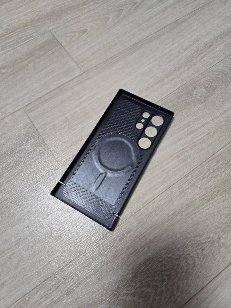 갤럭시s24울트라 투알텍카본케이스 팝니다 이미지