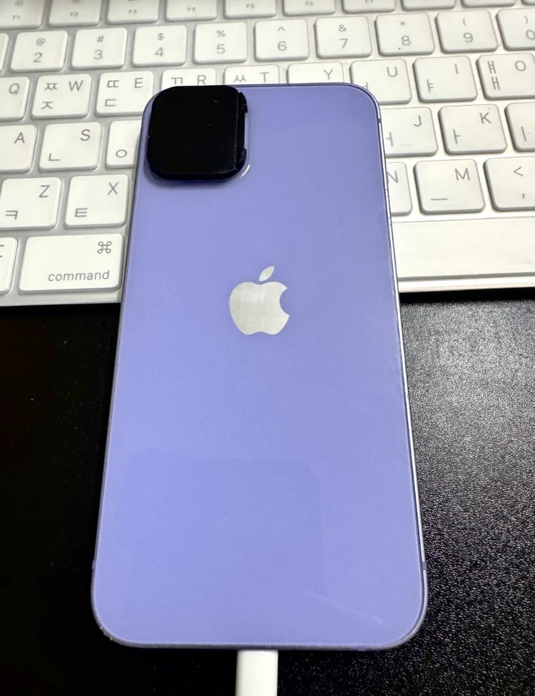 iPhone 12 mini 이미지