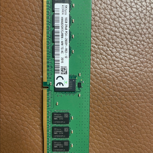 DDR4 16GB 서버용 메모리 ECC RDIMM 이미지