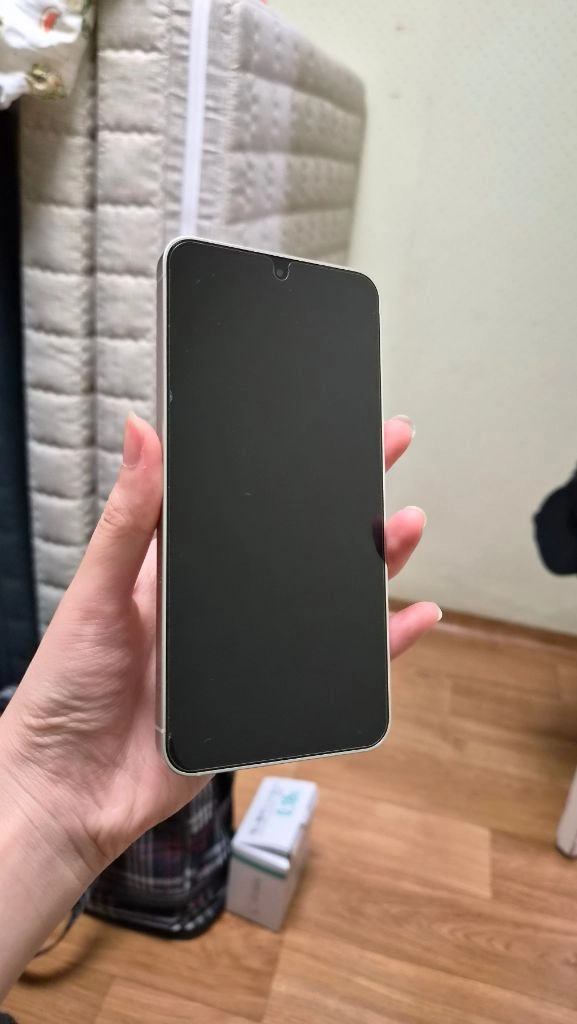 갤럭시 S24 256GB 마블 그레이 사용감XXX 이미지