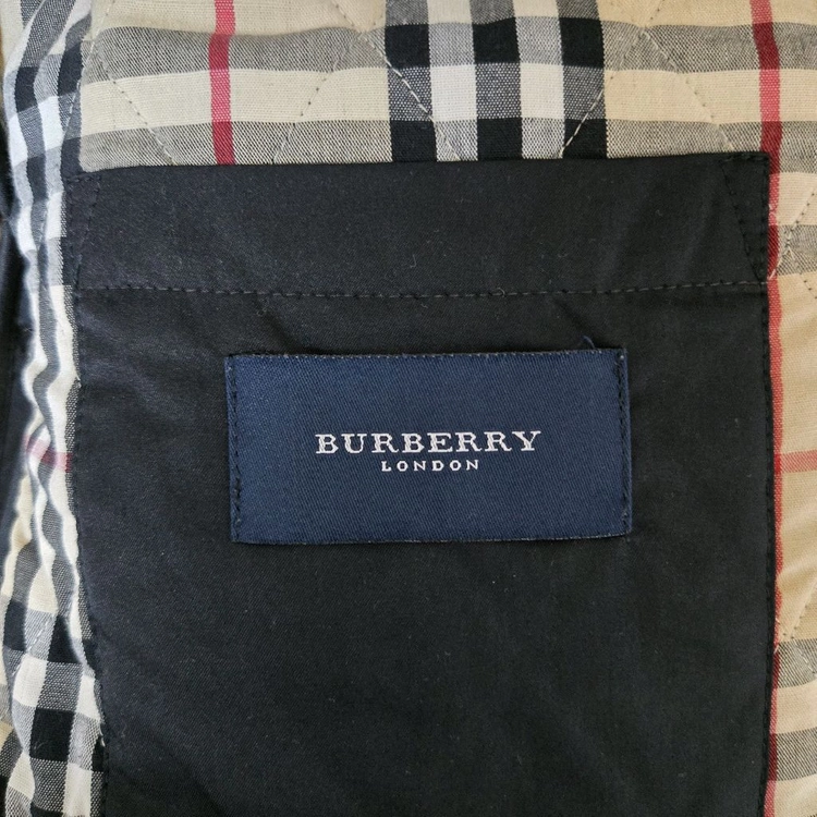 버버리(BURBERRY) 클래식 퀼팅 자켓 이미지