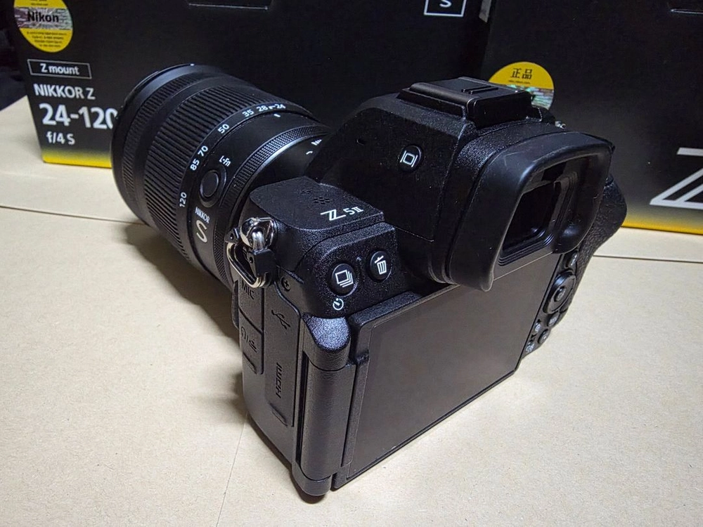 Z5II Body + NIKKOR Z 24-120mm f/4 S + 추가구성품 이미지