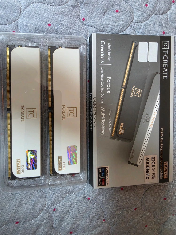 화이트 램 ddr5 32기가 각각 팝니다 - 안심되는 중고거래