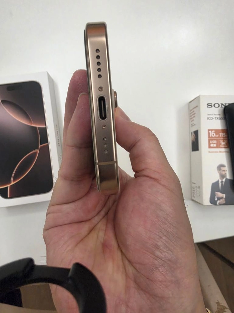 아이폰 16프로 데저트 티타늄 256GB 풀박스+케이스티파이 링 임팩트케이스 이미지