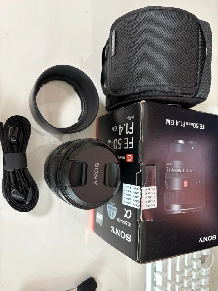 소니 SEL50F14GM 팝니다. 이미지