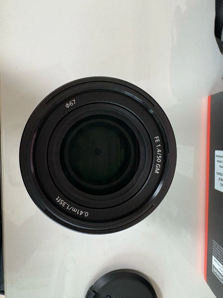 소니 SEL50F14GM 팝니다. 이미지