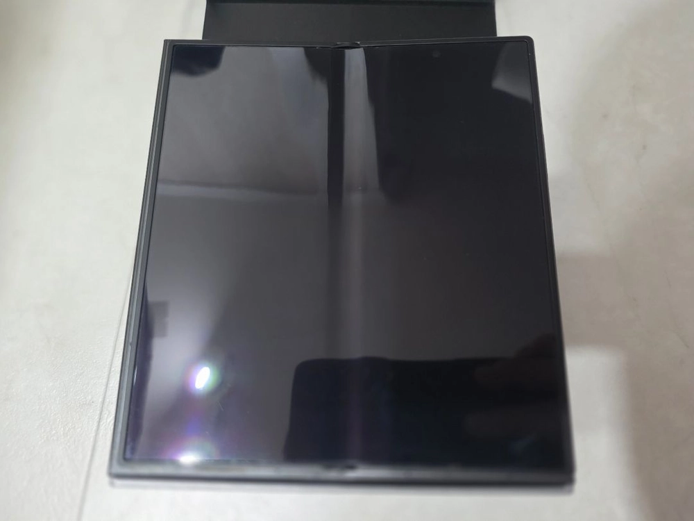 갤럭시 폴드se 512GB 자급제 박스풀셋 팝니다. - 안심되는 중고거래