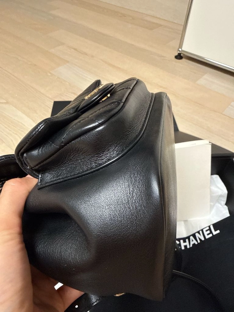 샤넬 카프스킨 듀마백팩 이미지