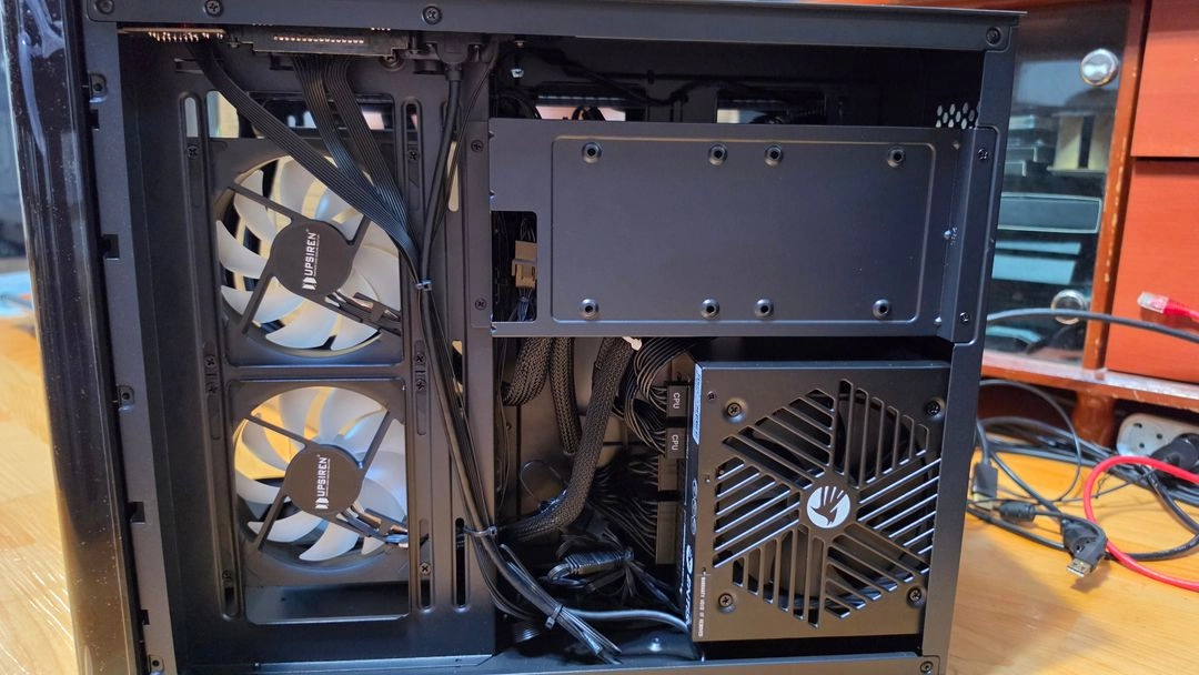라이젠 9800x3d rtx5080 ssd2t 컴퓨터 본체 이미지