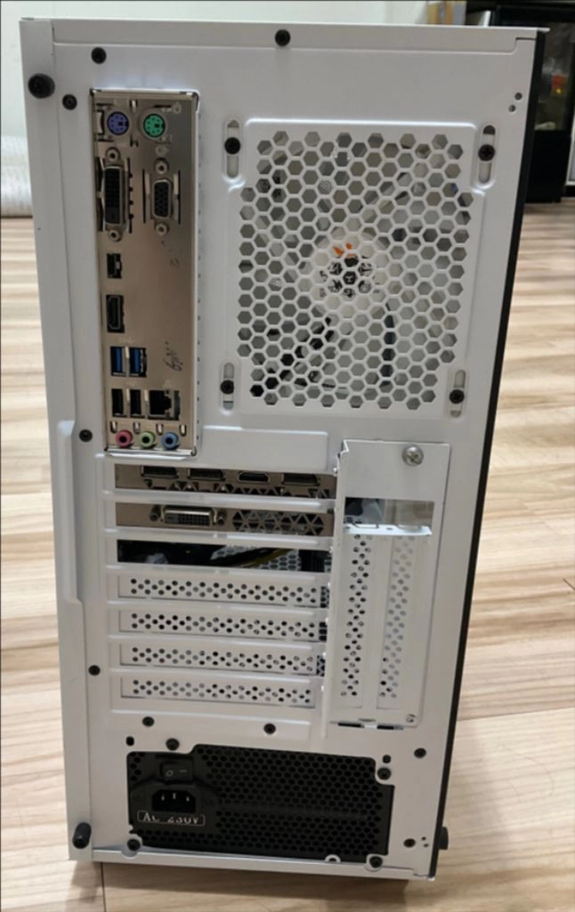 가성비 i7 7700k컴퓨터팝니다 이미지