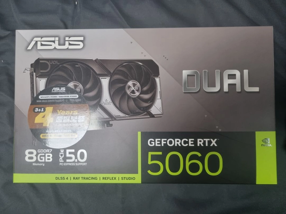 ASUS DUAL 지포스 RTX 5060 D7 8GB - 안심되는 중고거래