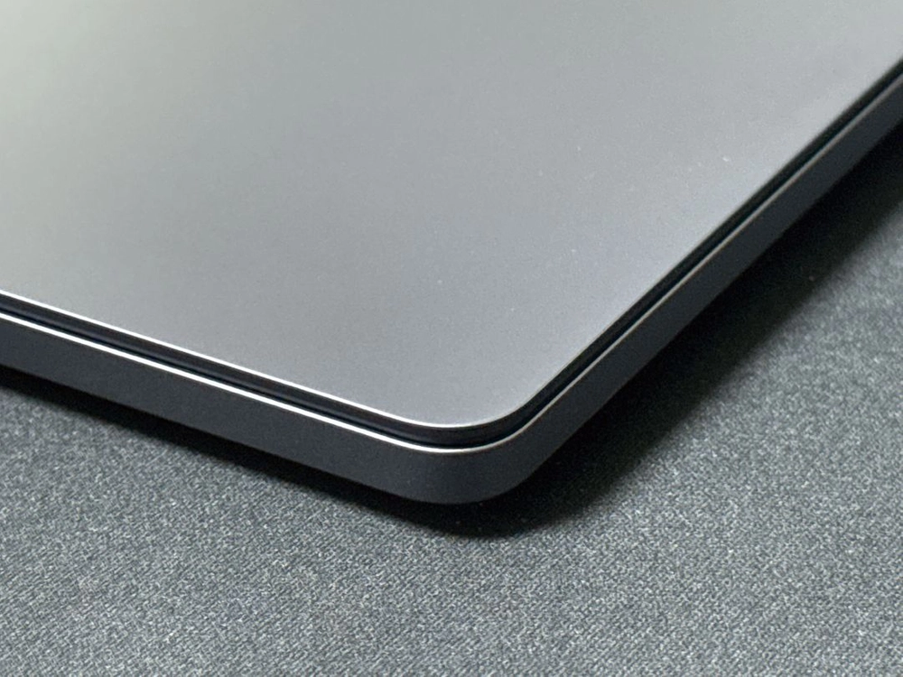삼성 갤럭시북6 울트라 NT960UJG-K72AY 노트북(X7 358H, 32GB, 1TB) 이미지