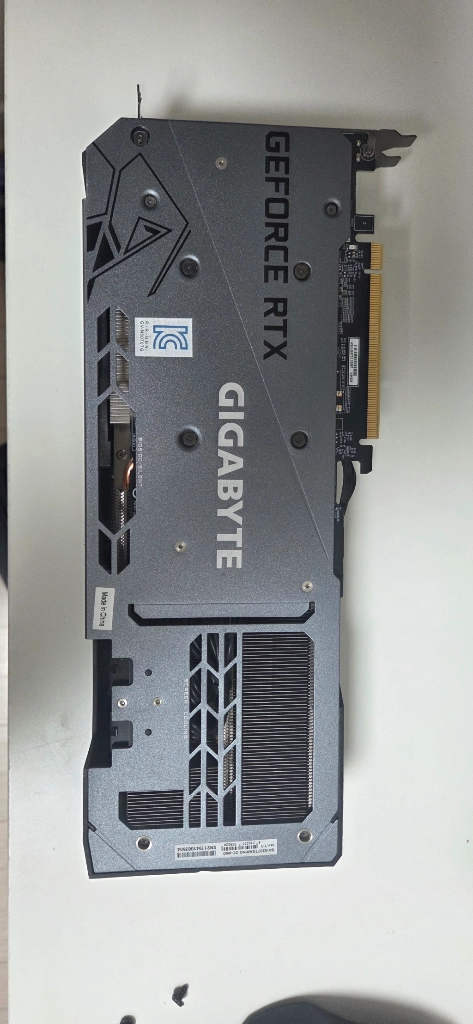 기가바이트 RTX 3070ti 게이밍 OC 8GB - 안심되는 중고거래