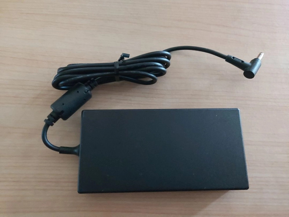 노트북 충전기 20V 7.5A 150W (DELTA ADP-150CH D) - 안심되는 중고거래