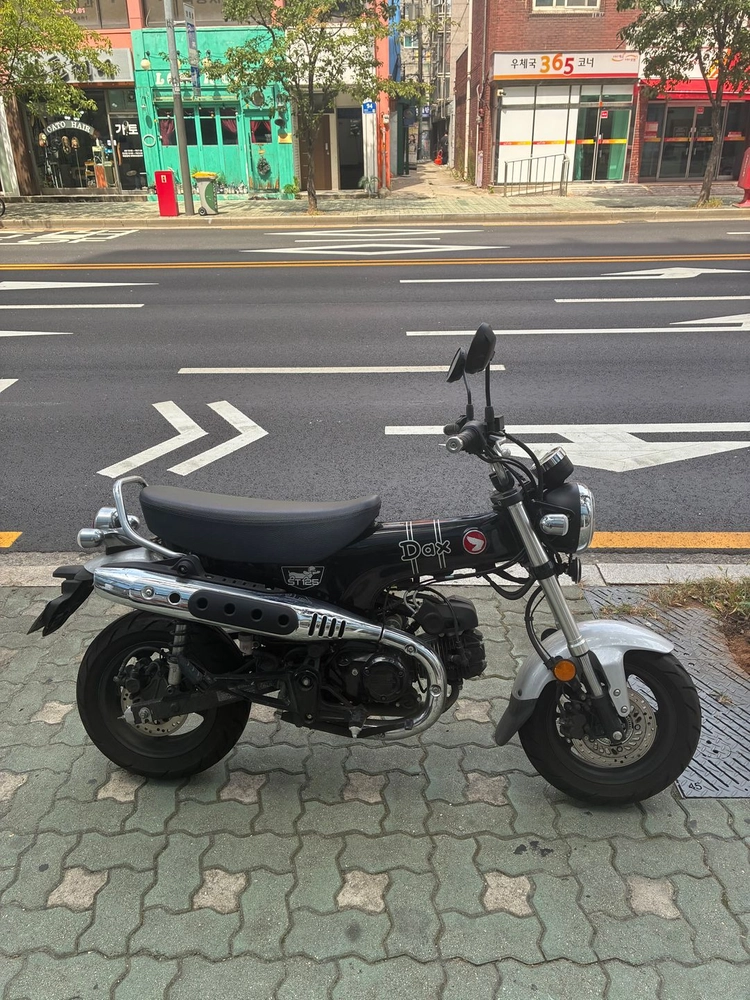25년식 혼다 닥스125 / 혼다 st125 / 380 >350 만원에 판매합니다. 이미지