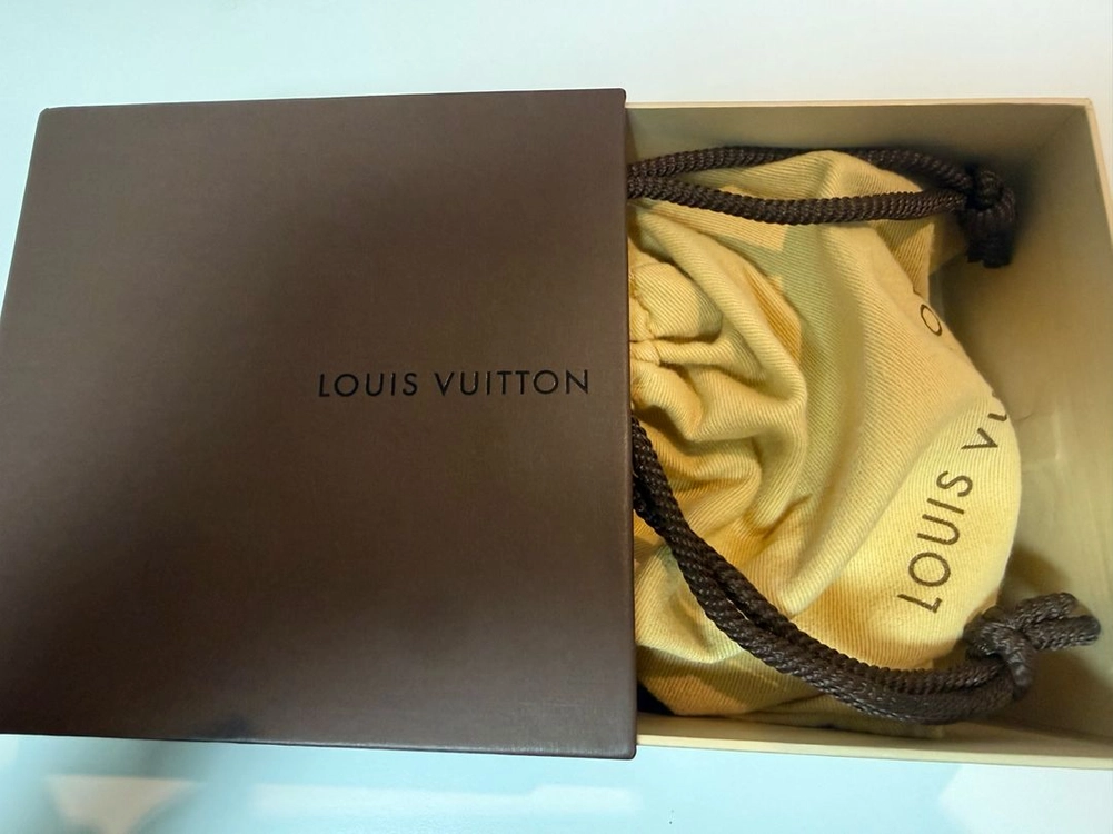 루이비통 골드 LV 유타벨트 M6902 / 90/36 사이즈 정품입니다 이미지