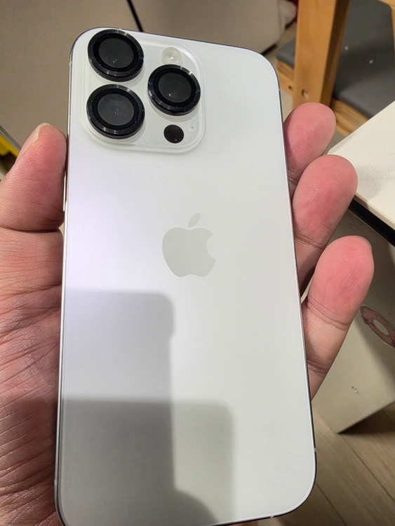 아이폰16프로 256GB 화이트 자급제 팝니다. 이미지