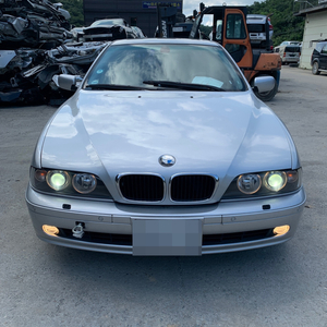 BMW 530i (E39) / 실내 or 전장 및 외장 부품 판매합니다 이미지