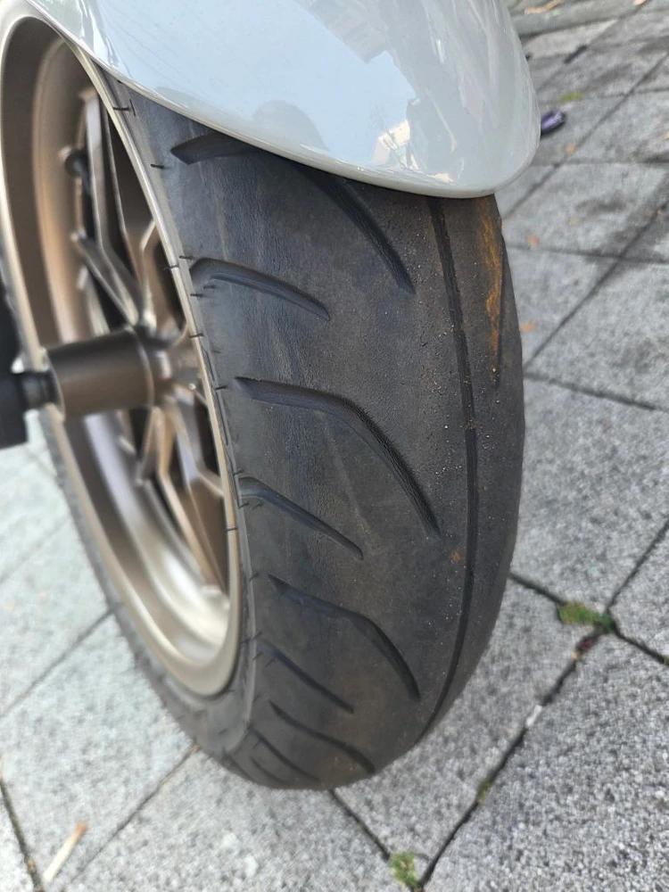25년식 포르자350 팝니다. 이미지