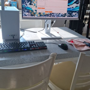 7800x3d, ssd 1tb, 32g , 4070ti 이미지