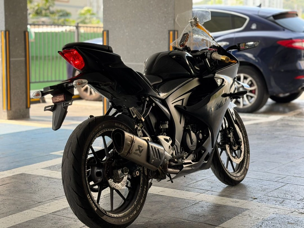 스즈키 GSX-R 125 / 2019년식 4만km / 풀튜닝 차량 판매합니다. 이미지