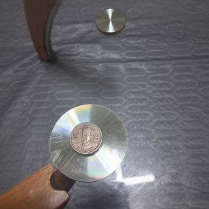 희귀동전100원1982년2개 1971년1개 총3개팝니다 이미지