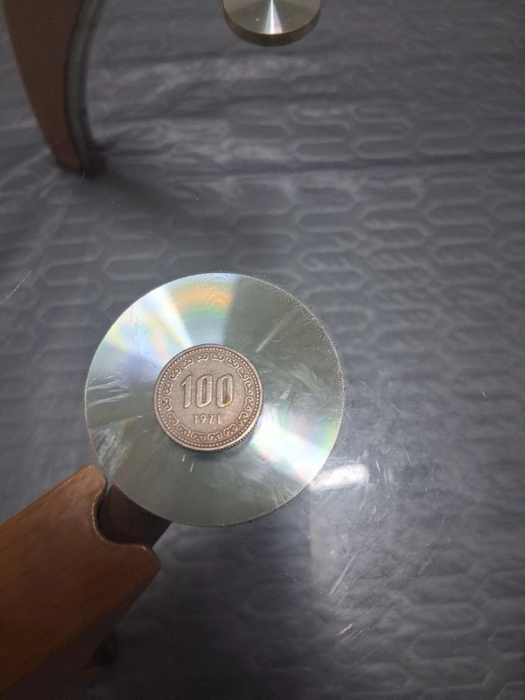 희귀동전100원1982년2개 1971년1개 총3개팝니다 이미지