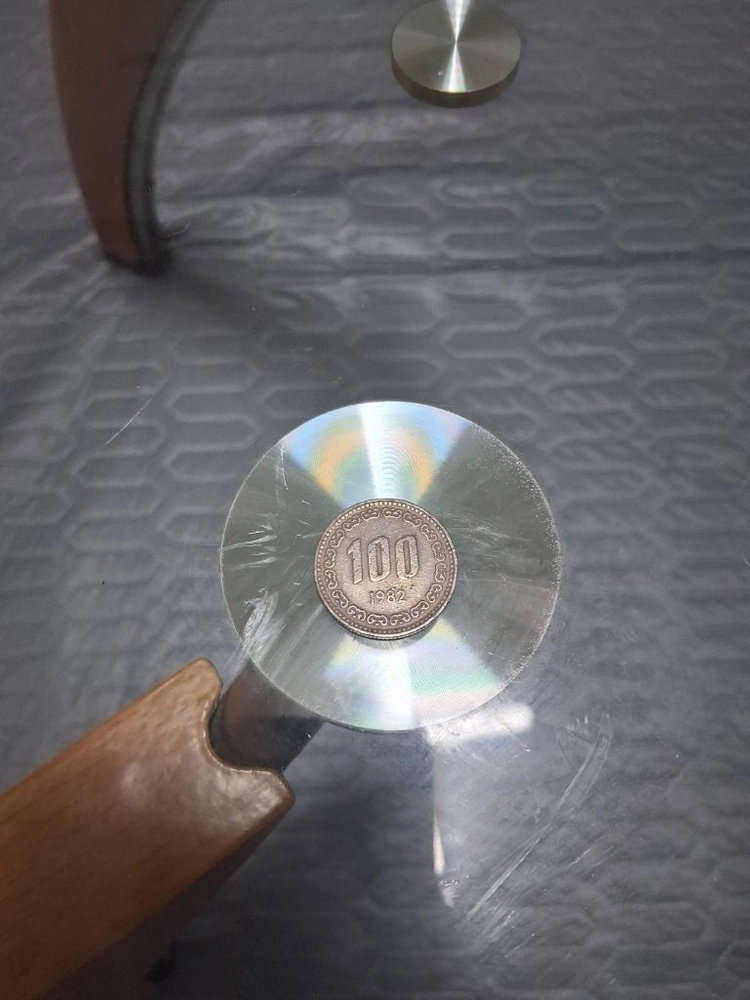 희귀동전100원1982년2개 1971년1개 총3개팝니다 이미지