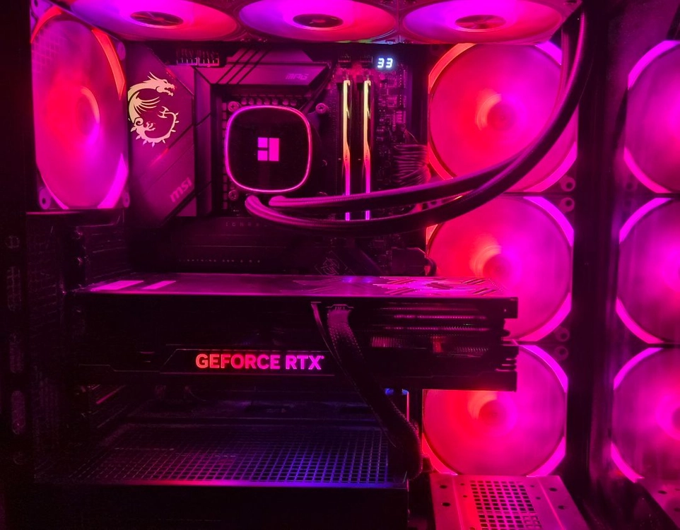 (개인)i9-13900k rtx4080 초고사양 게이밍/작업용 컴퓨터본체 팔아요 이미지