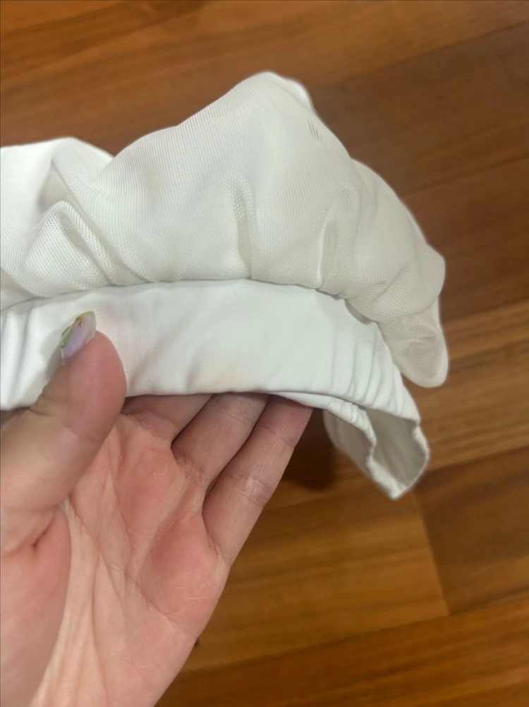 핫한 폴웨어 상의 이미지