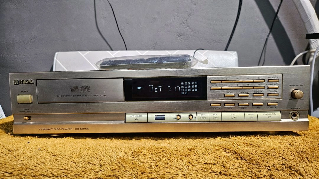 인켈 금장 CD 플레이어 CD-5010G 리모컨 포함 이미지