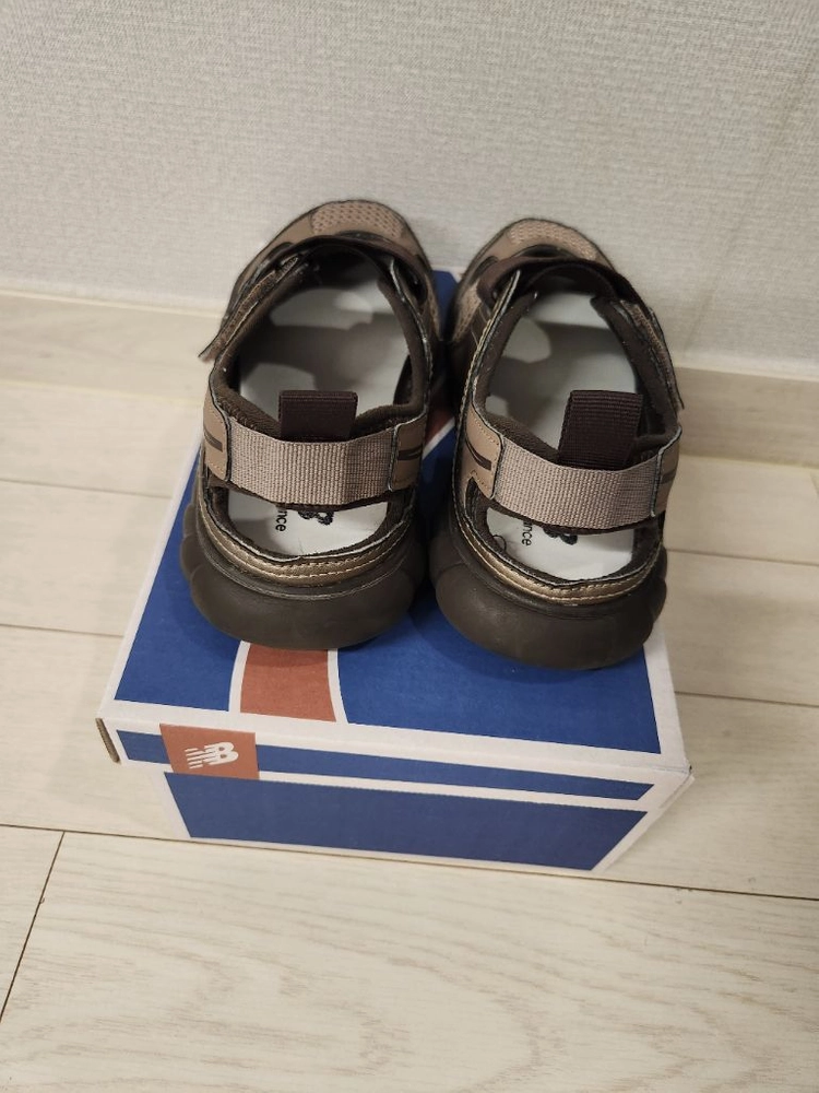 택포 뉴발란스키즈 프리들 브라운 210 이미지
