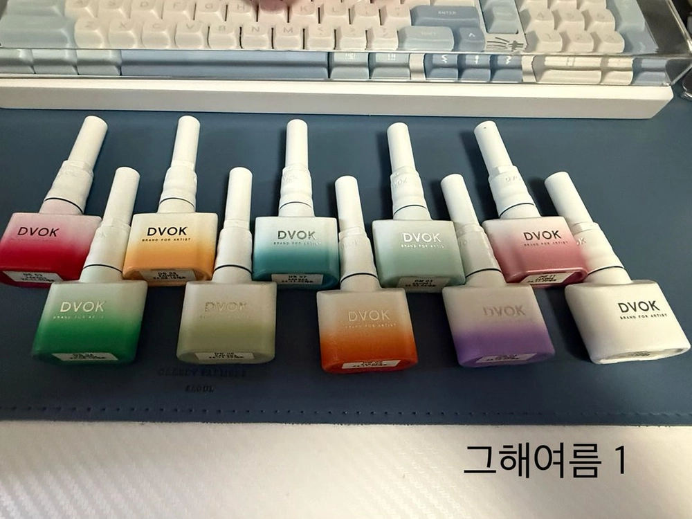 그해여름 시리즈 젤네일 이미지
