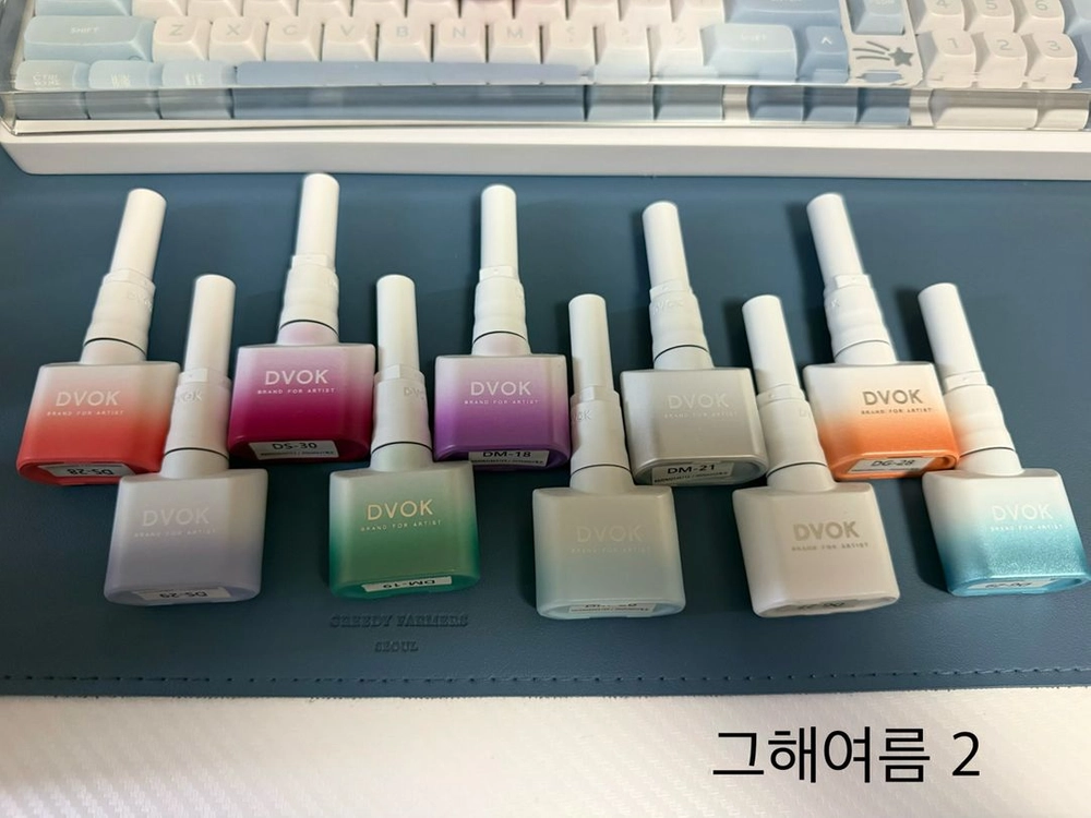 그해여름 시리즈 젤네일 이미지