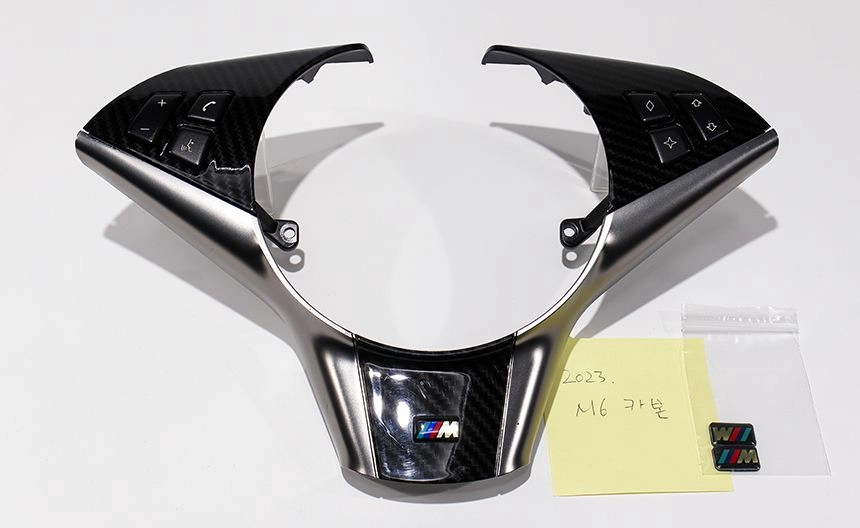BMW E63/E64 650i M6 카본 핸들 파츠 이미지