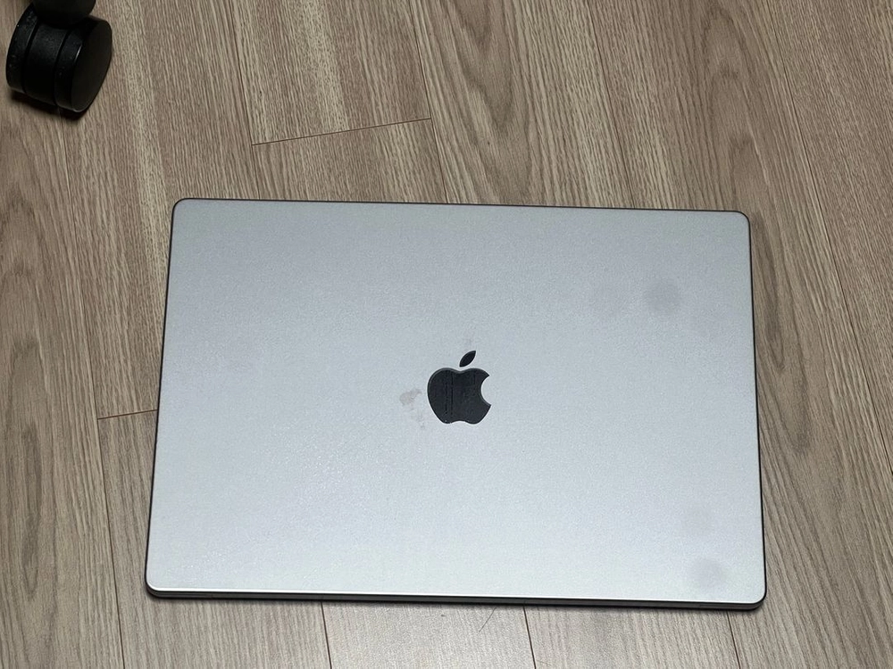 맥북 M1 Max 16인치 64GB, 2TB - 안심되는 중고거래