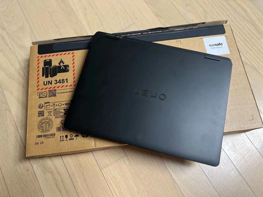 HP 오멘 OMEN 16 게이밍 노트북 거의 새상품 RTX 5070 / 16GB / 512GB 이미지