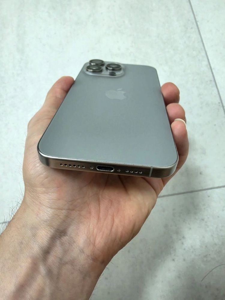 아이폰 15 프로 맥스 네츄럴티타늄 256GB 풀박스 자급제 이미지