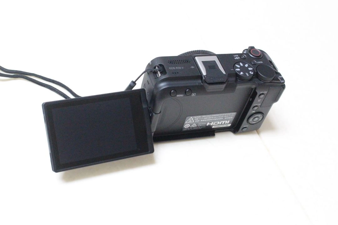 캐논 EOS R50V 바디 영상 입문자용 이미지
