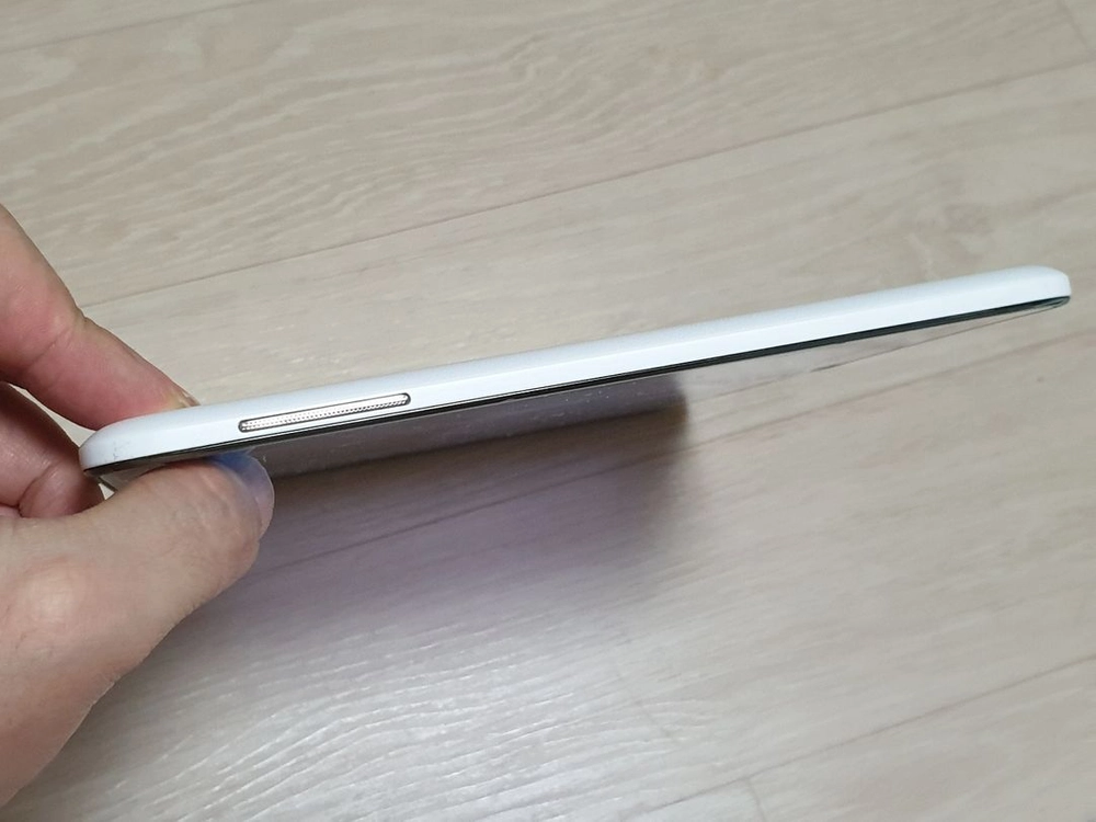 삼성 갤럭시 탭4 T530 (1) 이미지