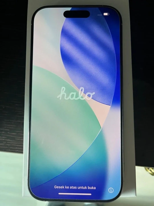 아이폰 16Pro 256기가 화이트 애플케 27년9월까지 이미지