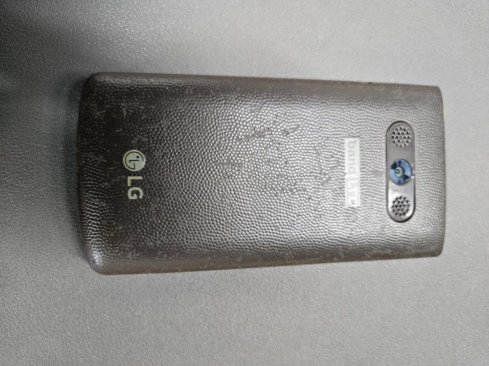 LG 와인 스마트 재즈 폴더폰 F610S 이미지