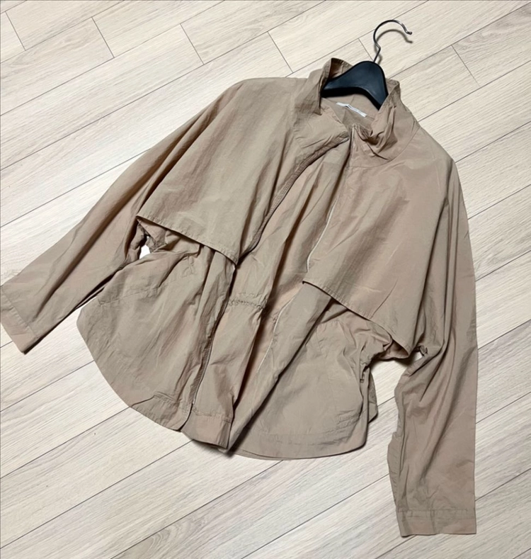 데일리룩 DAILYLOOK 프라 썸머 점퍼 베이지 바스락 경량 바람막이 자켓 야상 이미지