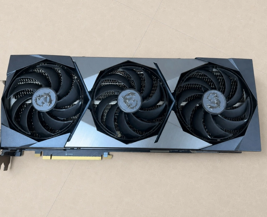 MSI RTX 3090 Ti 슈프림 X D6X 24GB - 안심되는 중고거래