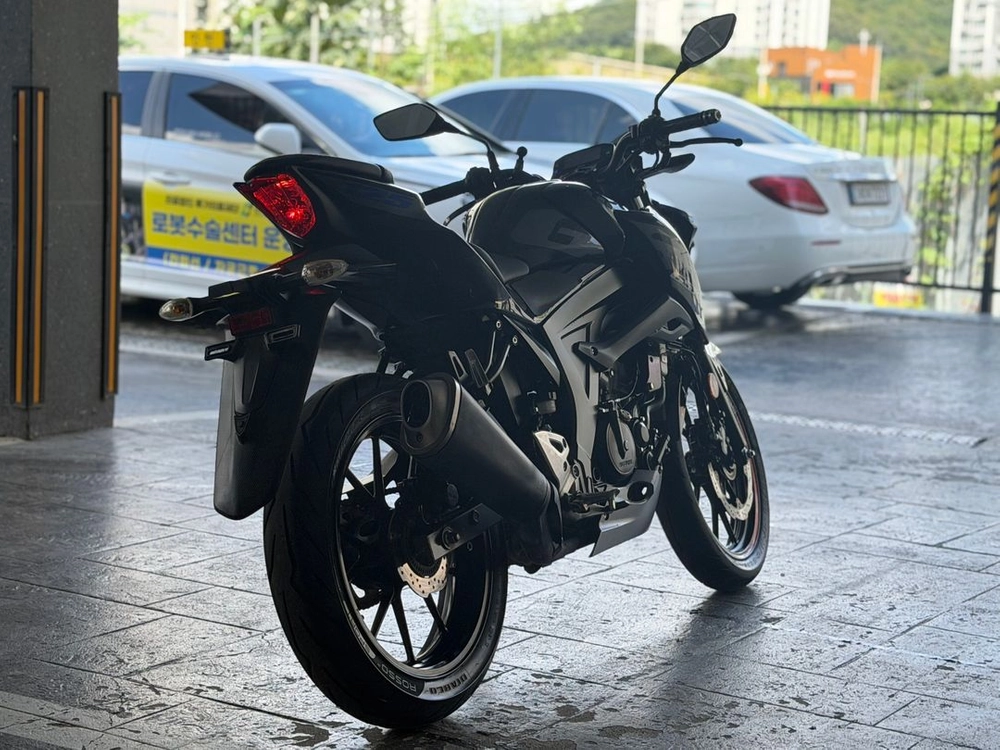 스즈키 GSX-S 125 / 2021년식 3만km / 저렴하게 판매합니다. 이미지