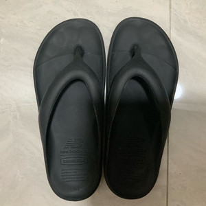 [XL] 뉴발란스 토앤토 플립플랍 블랙 이미지