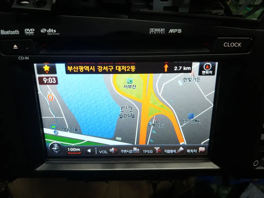 K5 AVN 무출 데크,앰프 팝니다.터치스크린 신품 이미지